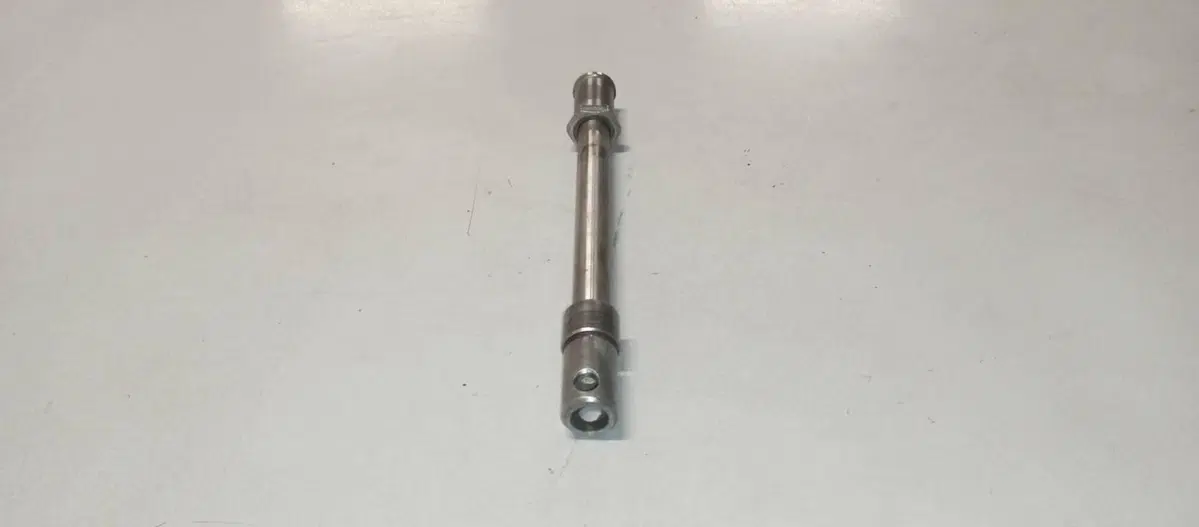 PERNO RUOTA HONDA CB 500 FOUR (2)