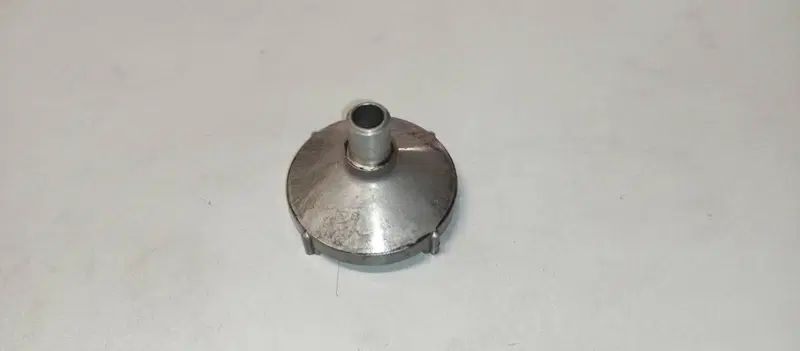 PESCANTE POMPA OLIO BENELLI 500 1974 (2)