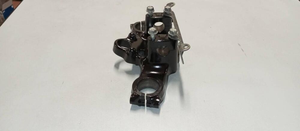 PIASTRA DI STERZO HONDA CX500 TURBO (2)