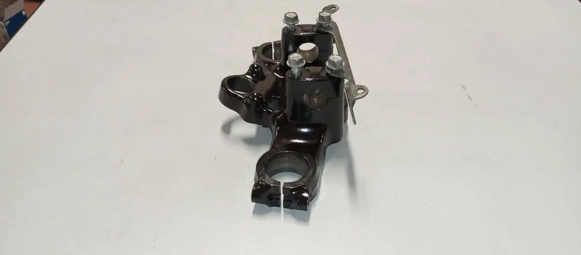 PIASTRA DI STERZO HONDA CX500 TURBO (2)
