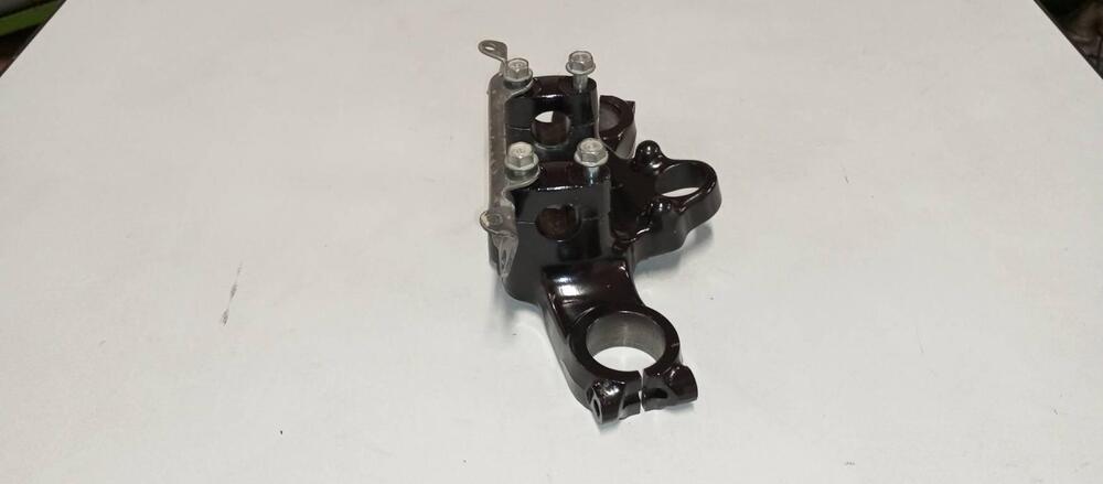 PIASTRA DI STERZO HONDA CX500 TURBO (4)