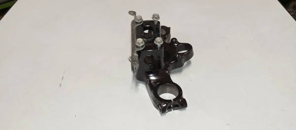 PIASTRA DI STERZO HONDA CX500 TURBO (4)