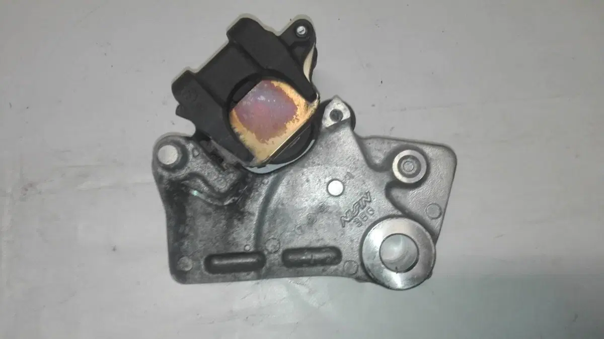 Pinza posteriore Suzuki Bandit 650 (2)