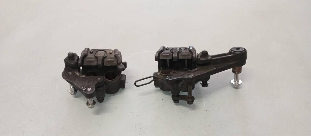 PINZE FRENO ANTERIORI HONDA VF750C RC07 (5)