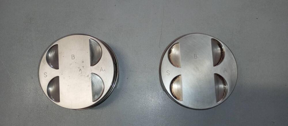 PISTONI DUCATI 748 (2)