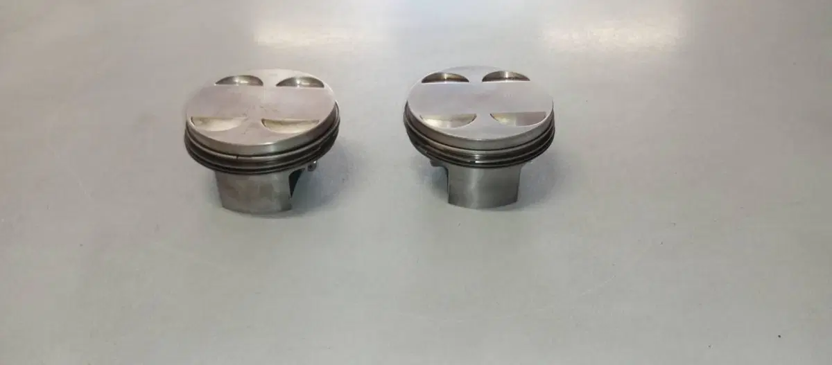 PISTONI DUCATI 748 (3)