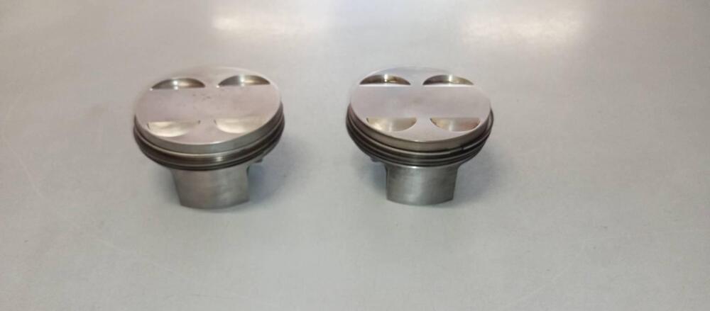 PISTONI DUCATI 748 (4)