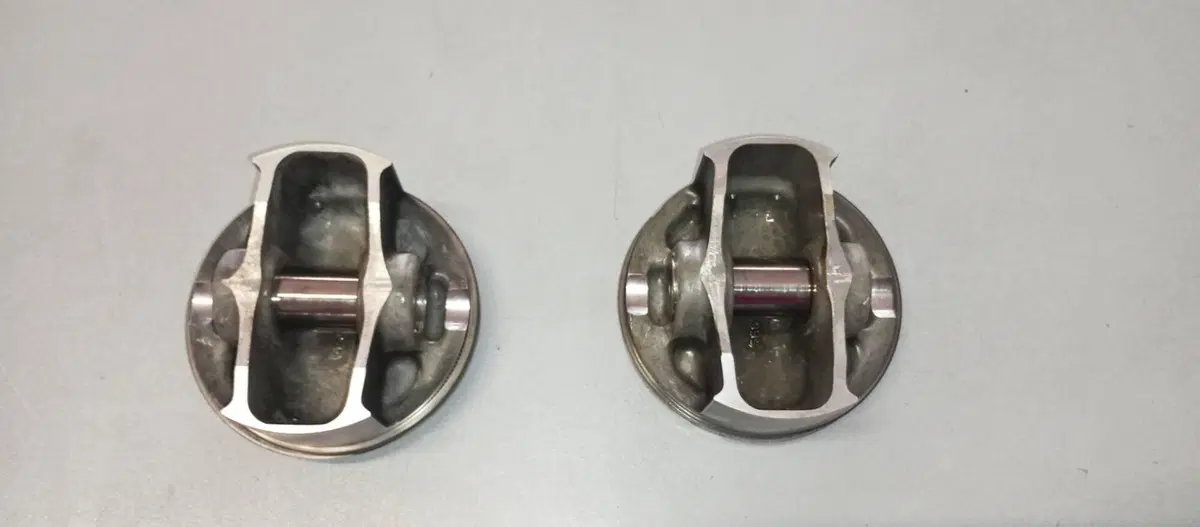 PISTONI DUCATI 748 (5)