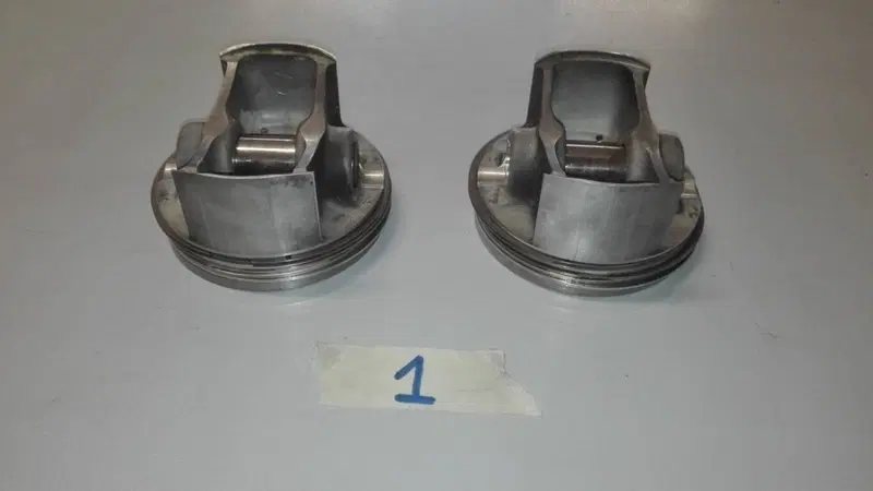 Pistoni Ducati 851 1989 (5)