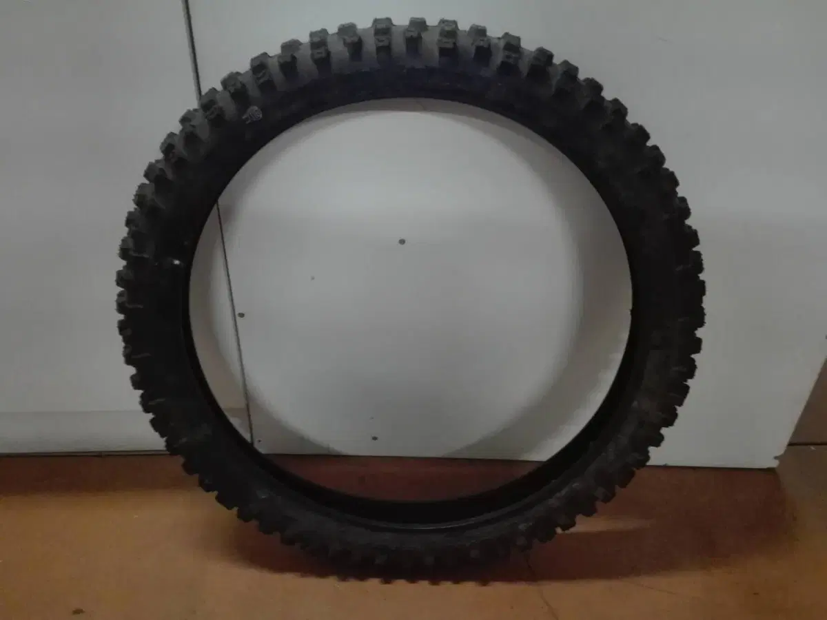 Pneumatico Bridgestone 19 pollici