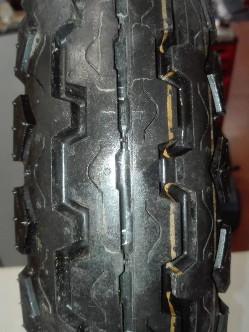 Pneumatico Dunlop anteriore 19 pollici (6)