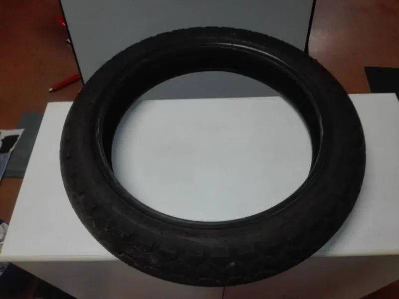 Pneumatico Dunlop posteriore 18 pollici