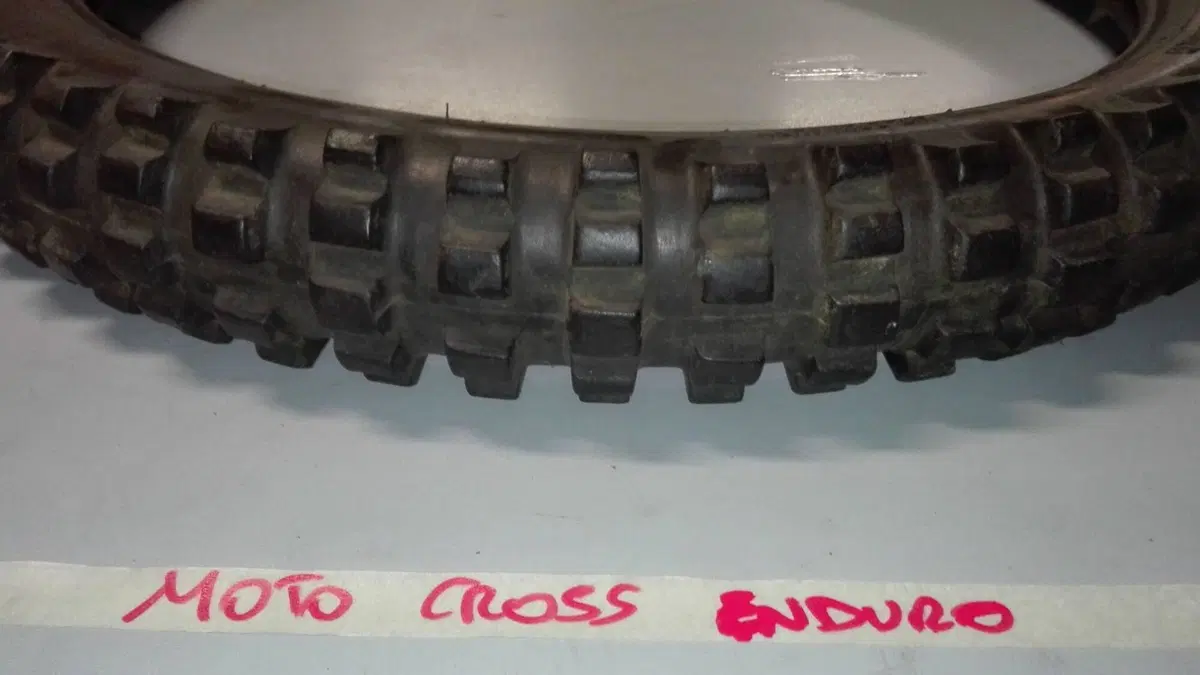 Metzeler 3.00 21moto cross enduro (3)