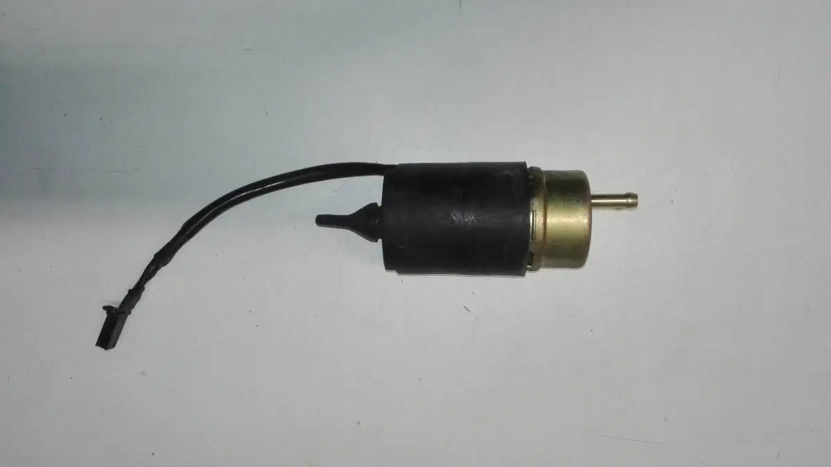 Pompa benzina Yamaha Majesty 250 (2)