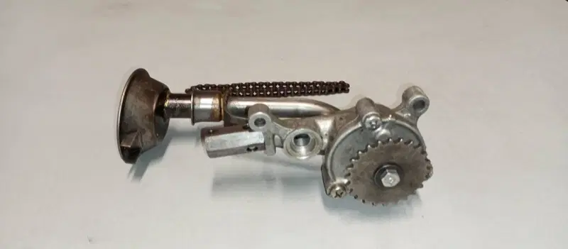 POMPA OLIO HONDA CX500 TURBO (6)