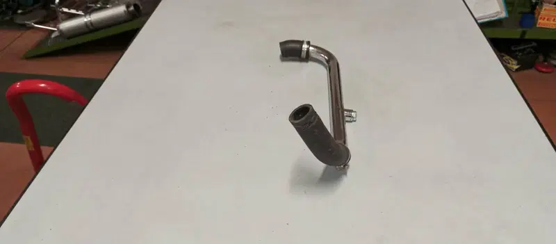 RACCORDO POMPA ACQUA HONDA CX 500 TURBO (3)