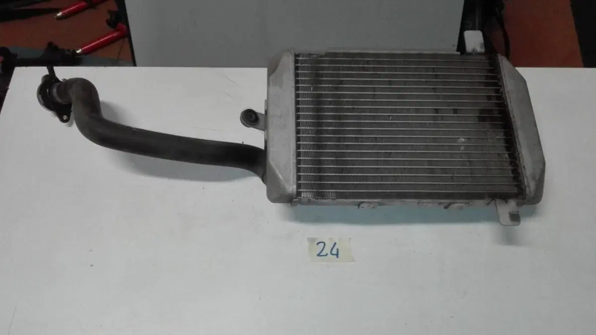 Radiatore Suzuki Burgman 400 2004 (3)