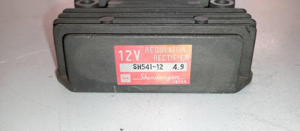 REGOLATORE DI TENSIONE HONDA VF750C RC07 (3)