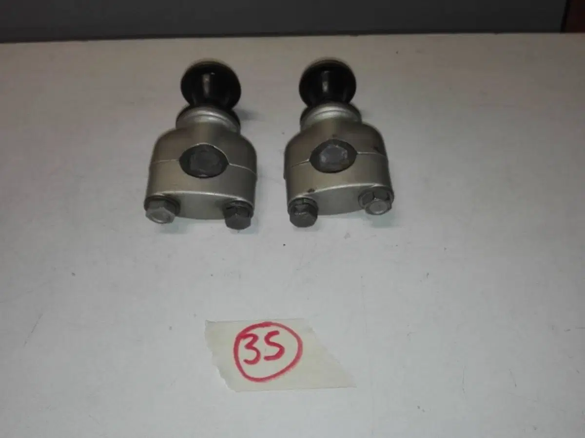 Riser manubrio Suzuki RM 250/400 1980 (3)