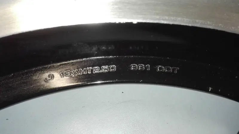 RUOTA ANTERIORE HONDA CBX 1000 (7)