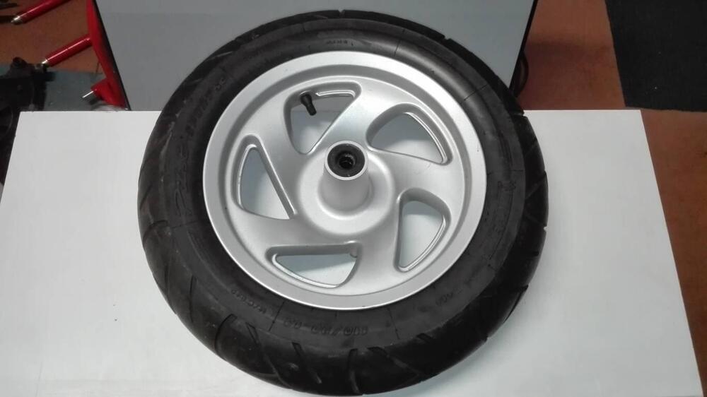 Ruota anteriore Yamaha Majesty 250 (2)