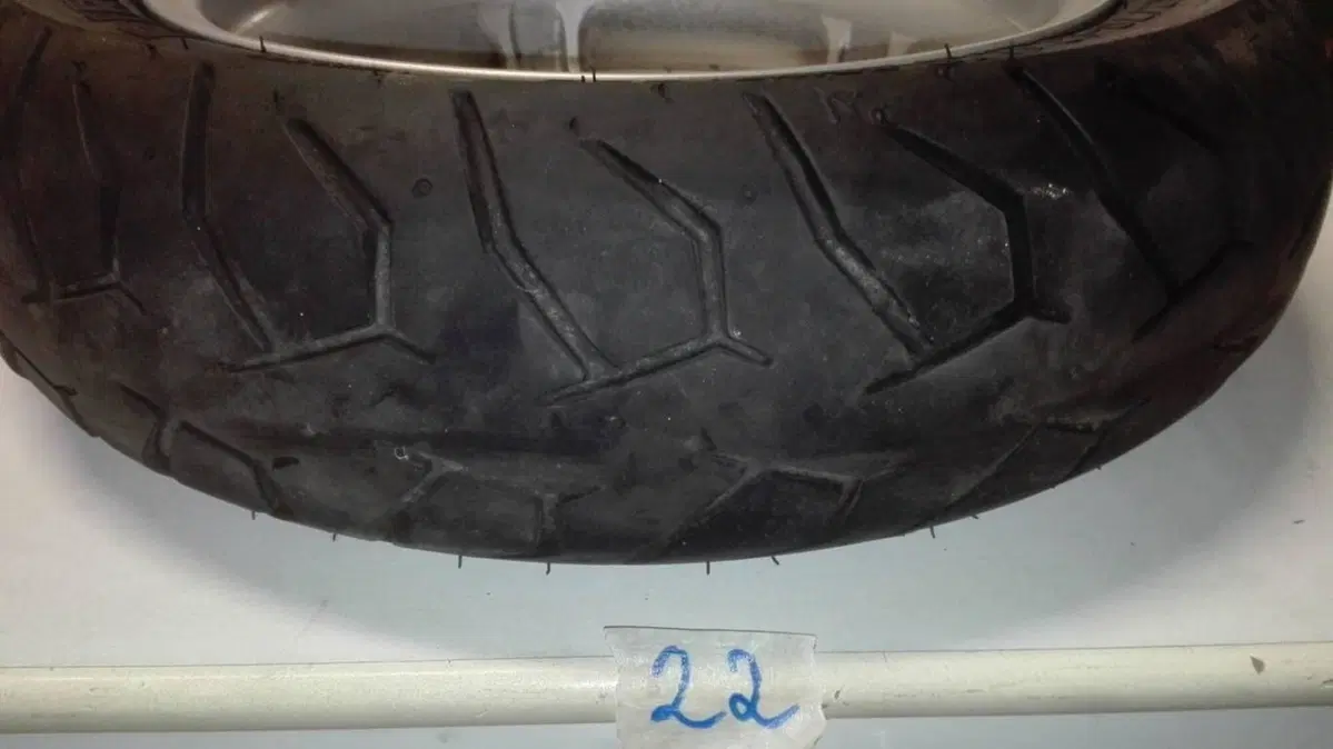Ruota post. Suzuki Burgman 400 2004 (4)