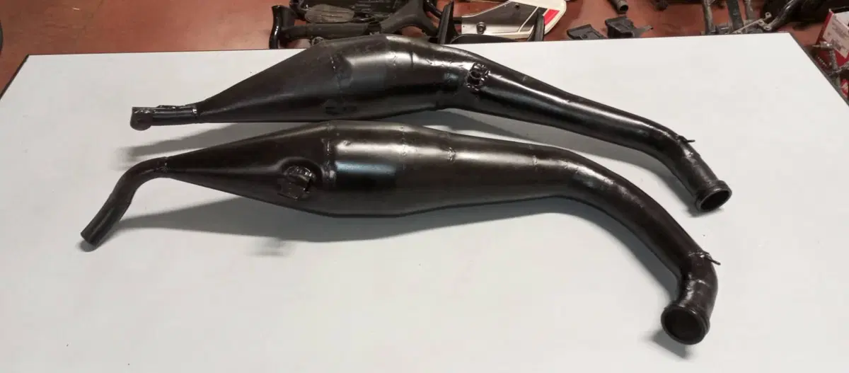 SCARICHI COMPETIZIONE SUZUKI O APRILIA 250 (3)