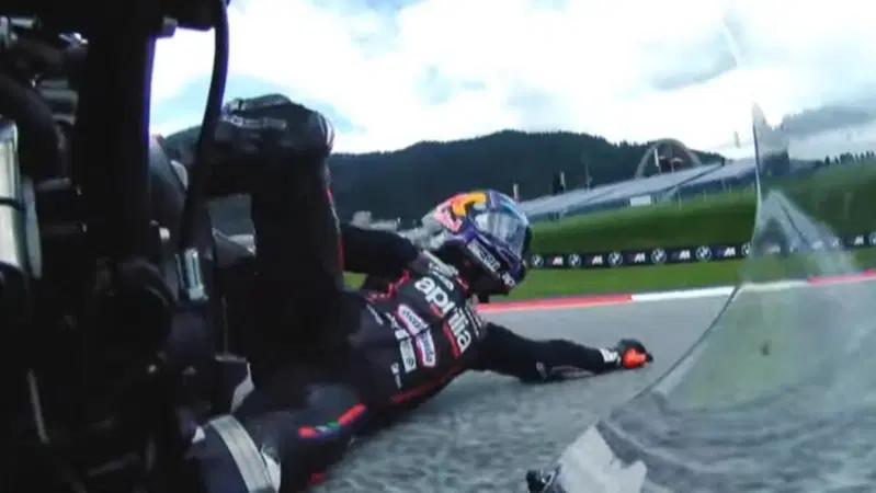 MotoGP 2025. GP di Austria. Jorge Martin dopo la caduta: "Sono un po' dolorante, ma in Ungheria star&ograve; bene" [VIDEO]