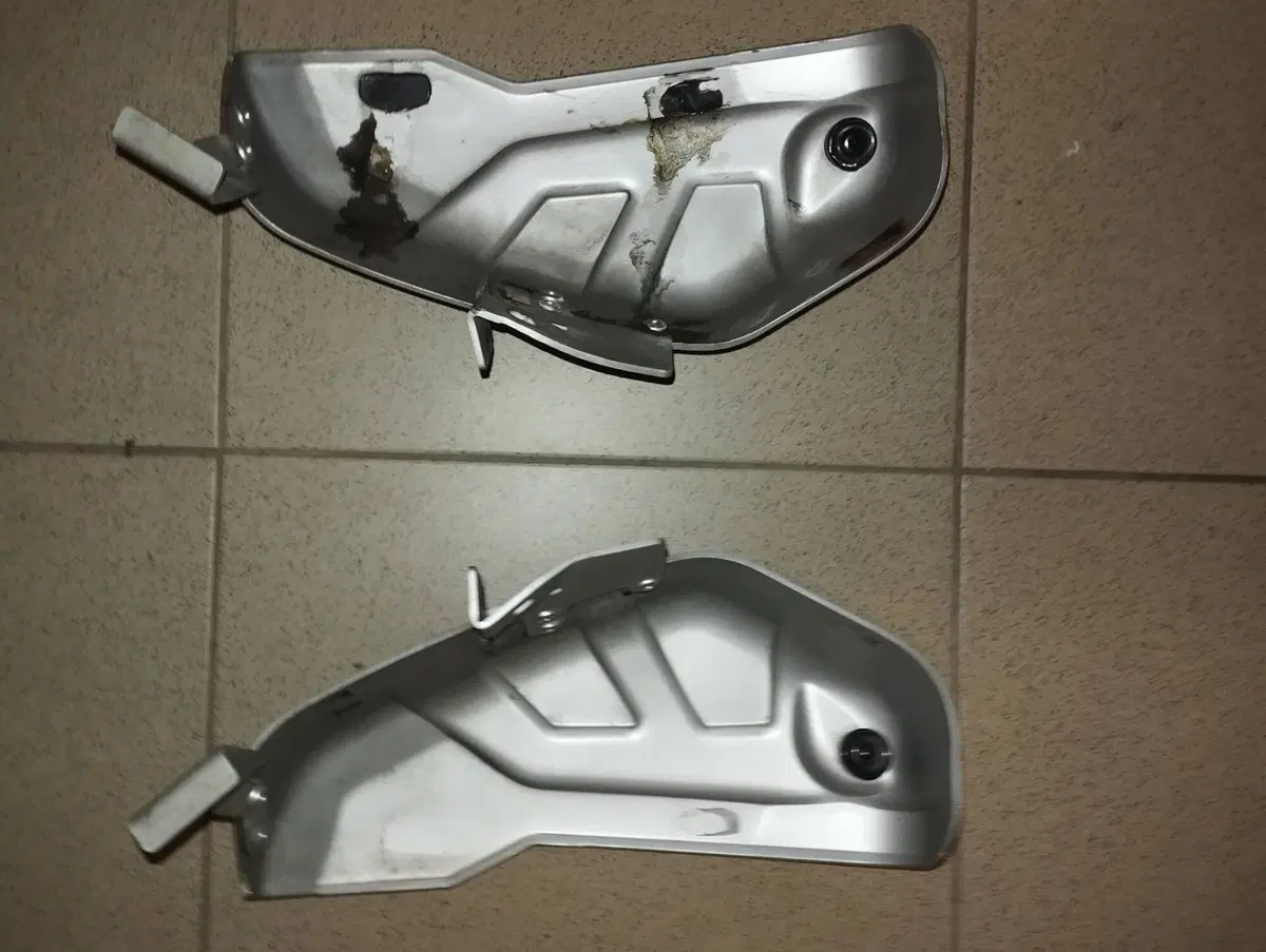 Paracilindri usati per BMW GS 1200 LC. Givi (2)