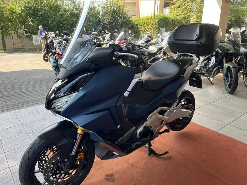 Honda Forza 750 DCT Urban (2021 - 24) (3)