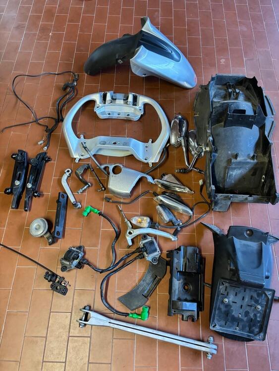 Ricambi Moto Guzzi Norge 1200 2v (5)