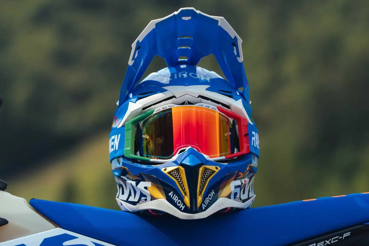 Raven Rysen Goggles Six Days Italy 2025 Edition (3)