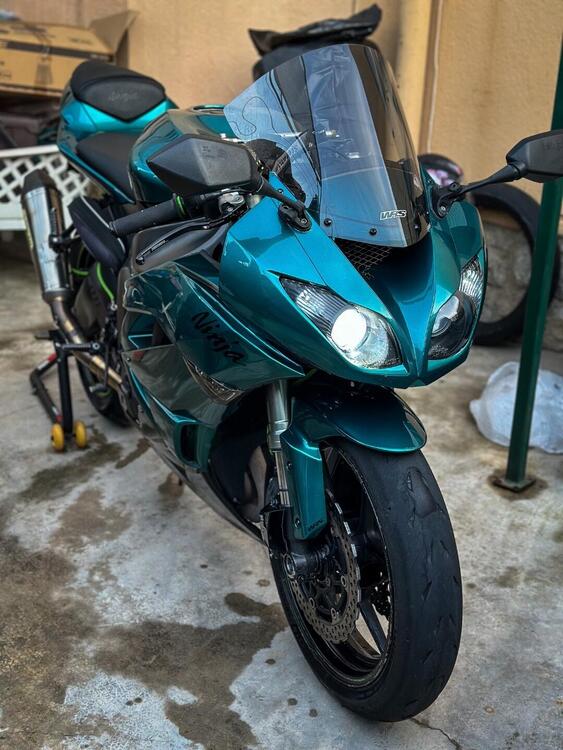 Kawasaki Ninja 600 ZX-6R (2009 - 16) (4)