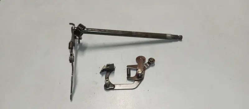 SELETTORE CAMBIO BENELLI 500 1974 (2)