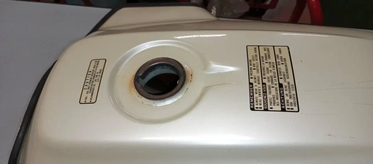 Serbatoio Honda cx 500 turbo (6)