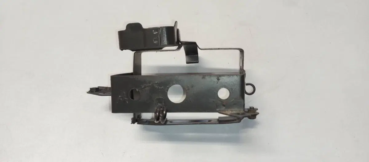 SUPPORTO BATTERIA HONDA CX 500 TURBO (5)