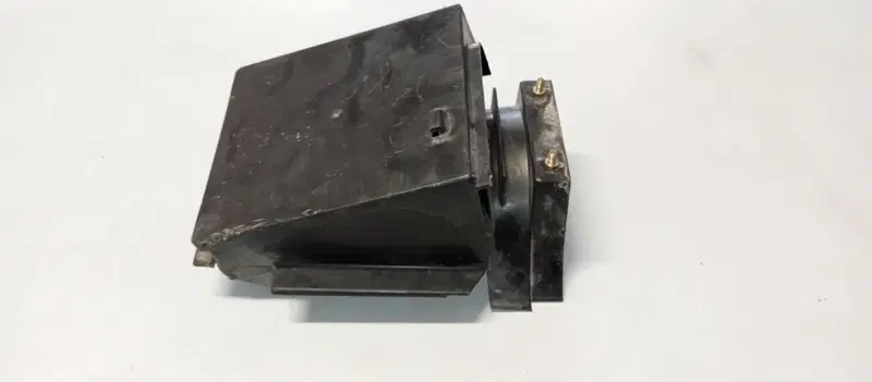 SUPPORTO CENTRALINA HONDA CX 500 TURBO (4)
