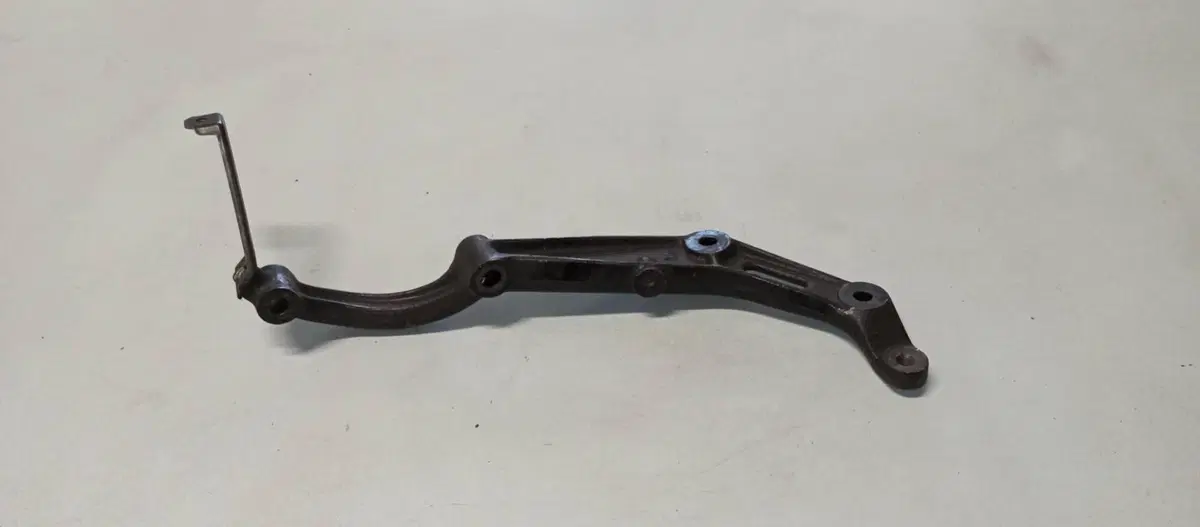 SUPPORTO MOTORE DX HONDA CX 500 TURBO (3)