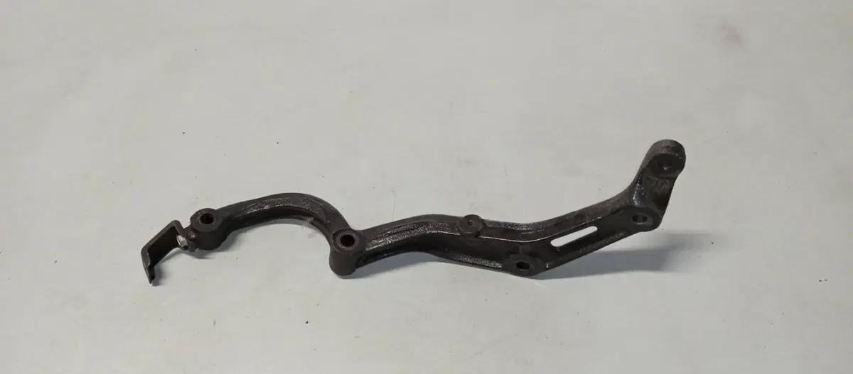 SUPPORTO MOTORE SX HONDA CX 500 TURBO (5)