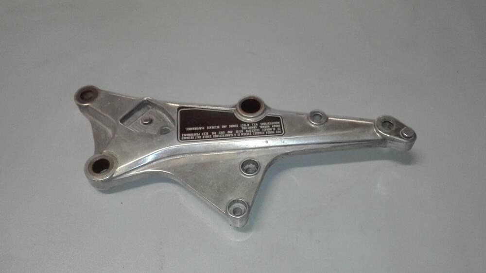 SUPPORTO PEDANA DESTRA HONDA CBX 1000 (4)