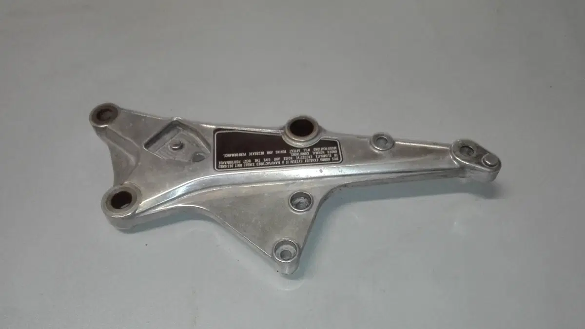 SUPPORTO PEDANA DESTRA HONDA CBX 1000 (4)