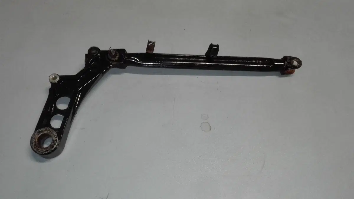SUPPORTO PINZA POSTERIORE HONDA CBX 1000 '81-'82 (3)
