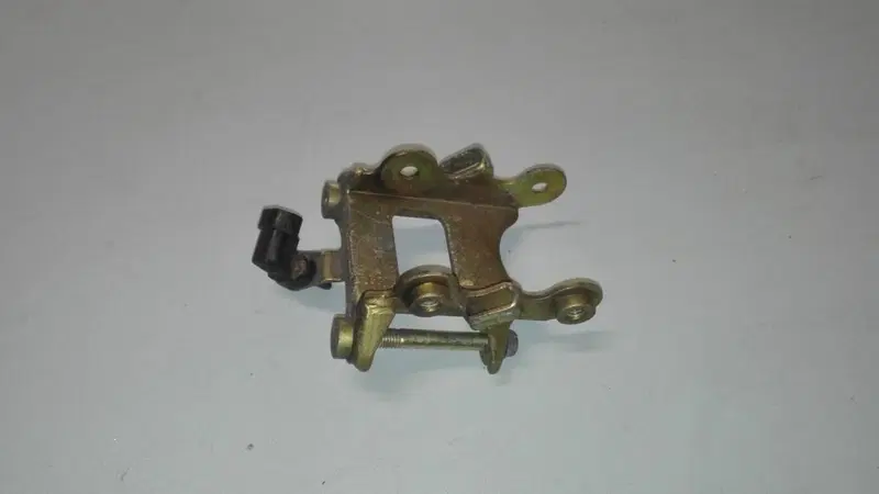 Supporto telaietto Ducati 748-916-996-998 (4)