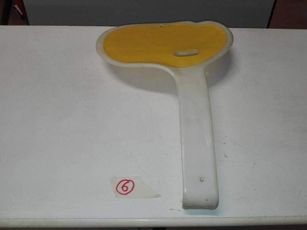 Tabella anteriore portanumero Acerbis (3)