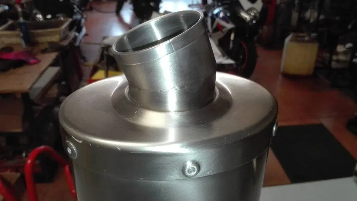 Terminale di scarico per Yamaha R1 TECNIX (6)