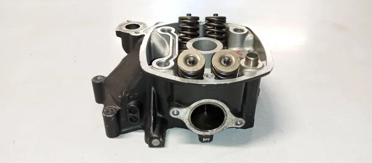 TESTA DESTRA HONDA CX500 TURBO (2)