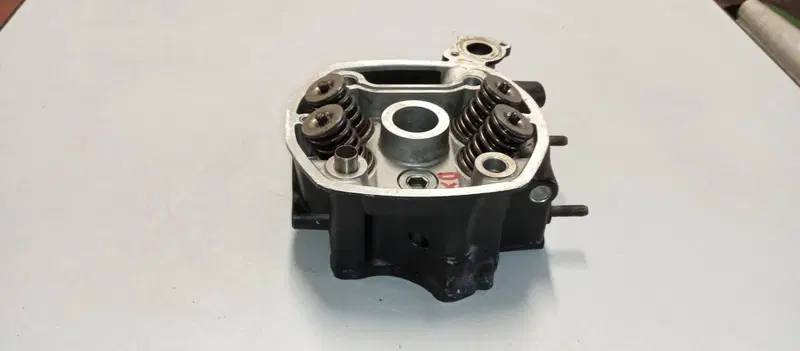 TESTA DESTRA HONDA CX500 TURBO (3)