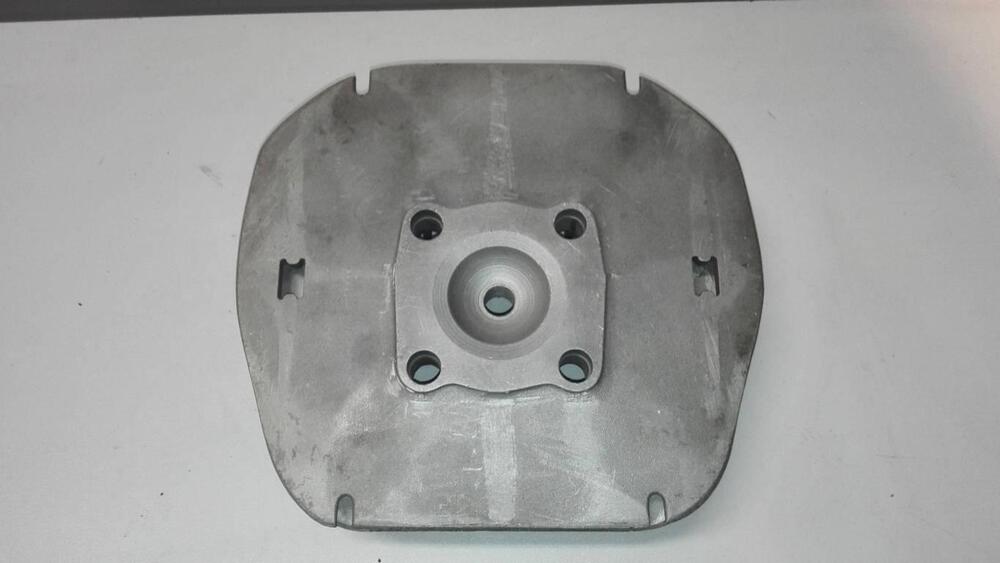 Testa per motore 125 raffreddato ad aria Z (3)