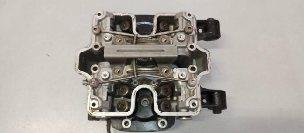 TESTA POSTERIORE HONDA VF750C RC07 (5)