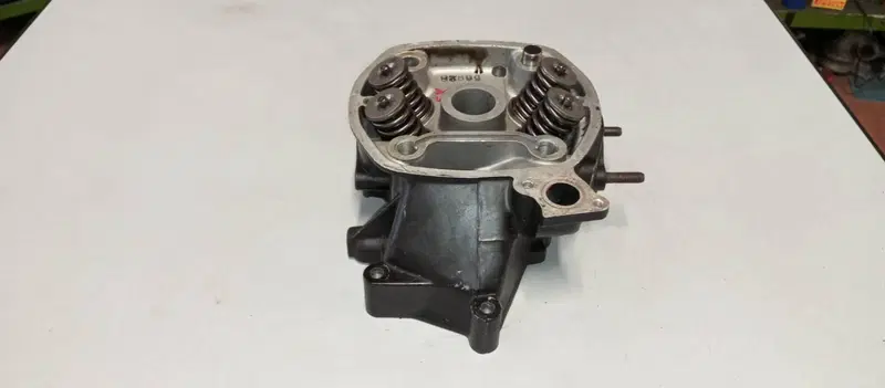 TESTA SINISTRA HONDA CX500 TURBO (5)